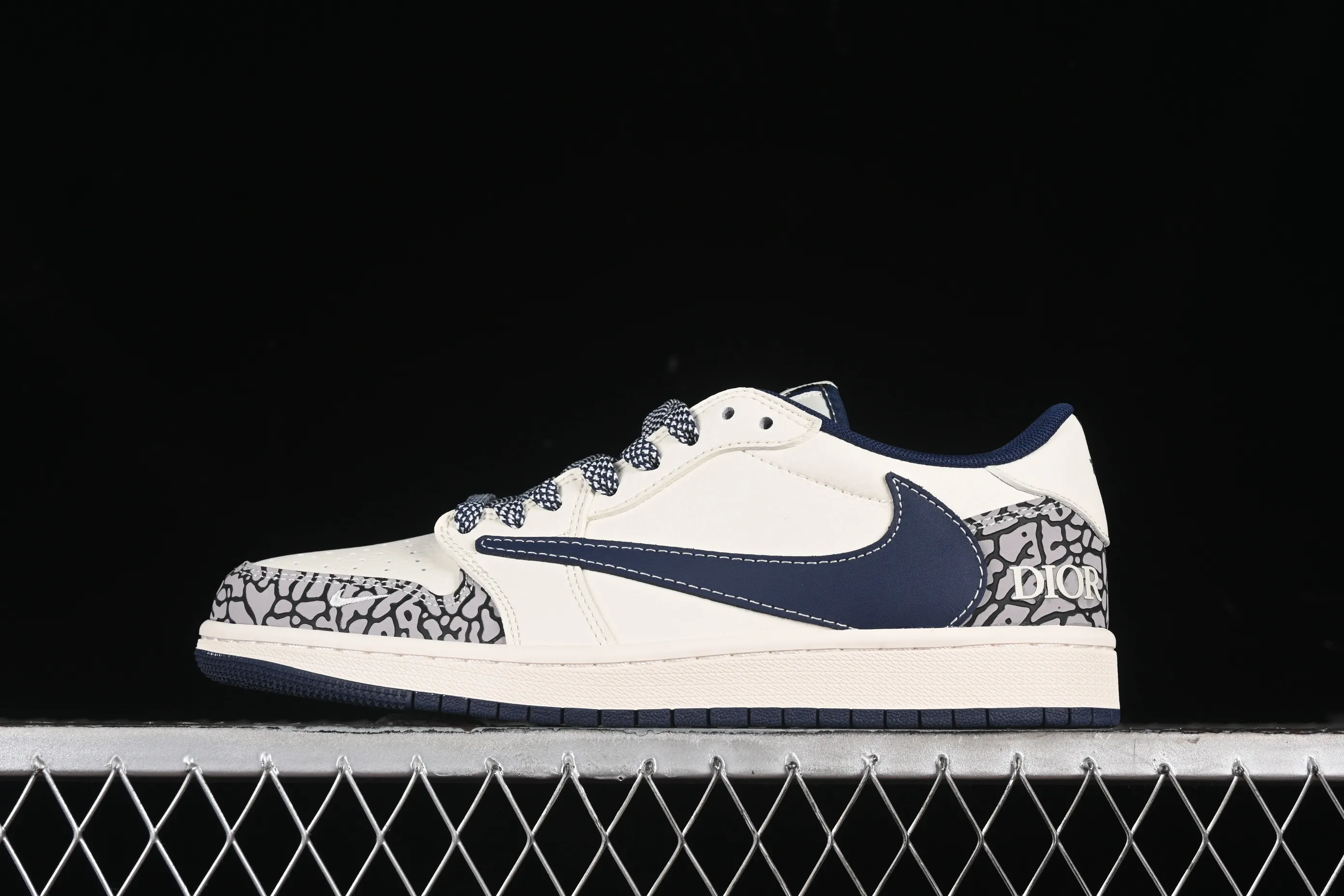 All categories Air Jordan Jordan series basketball shoes Air Jordan 1 Low High-end customized low-top sneakers Travis Scott x Fragment Design x Air Jordan 1 Low OG SP AJ1 Joe 1 Dior joint-stone pattern low-top cultural casual sneakers CF3688-029